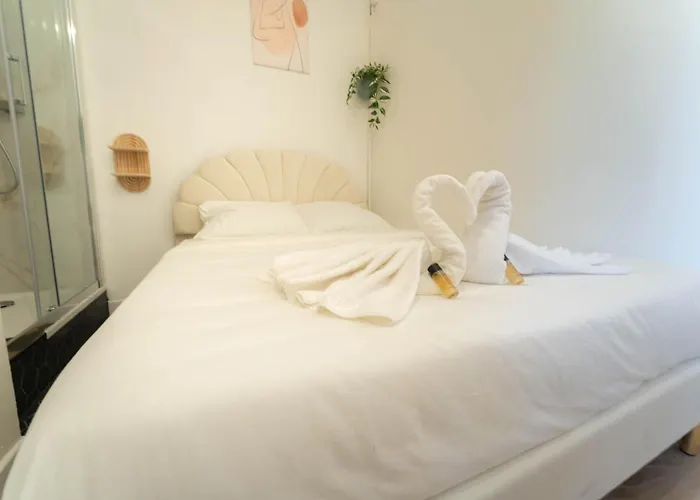 Apartmanhotel Les Orangers 3*