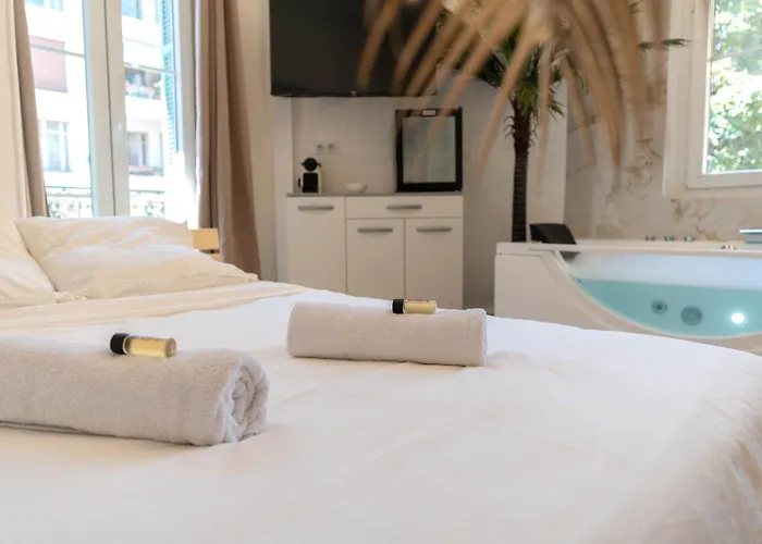Les Orangers Apartmanhotel 3*