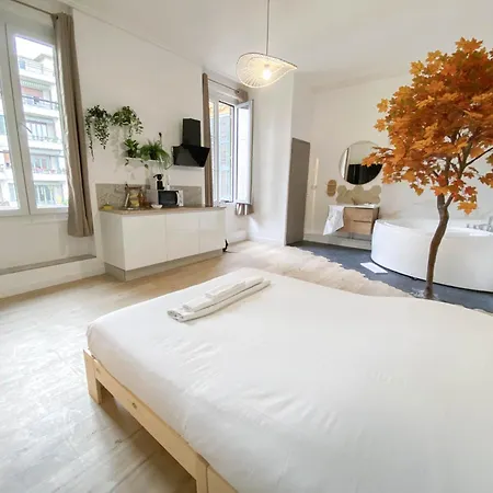 Les Orangers Aparthotel