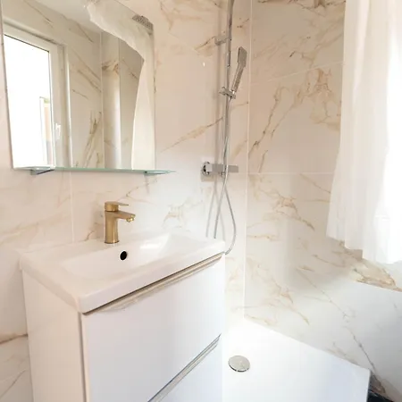 Aparthotel Les Orangers 3*