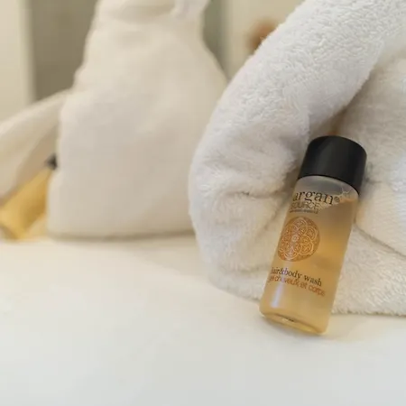 Les Orangers 公寓式酒店 3*