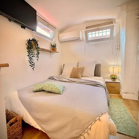 Le Celeste Apartment