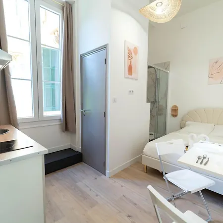 Aparthotel Les Orangers 3*